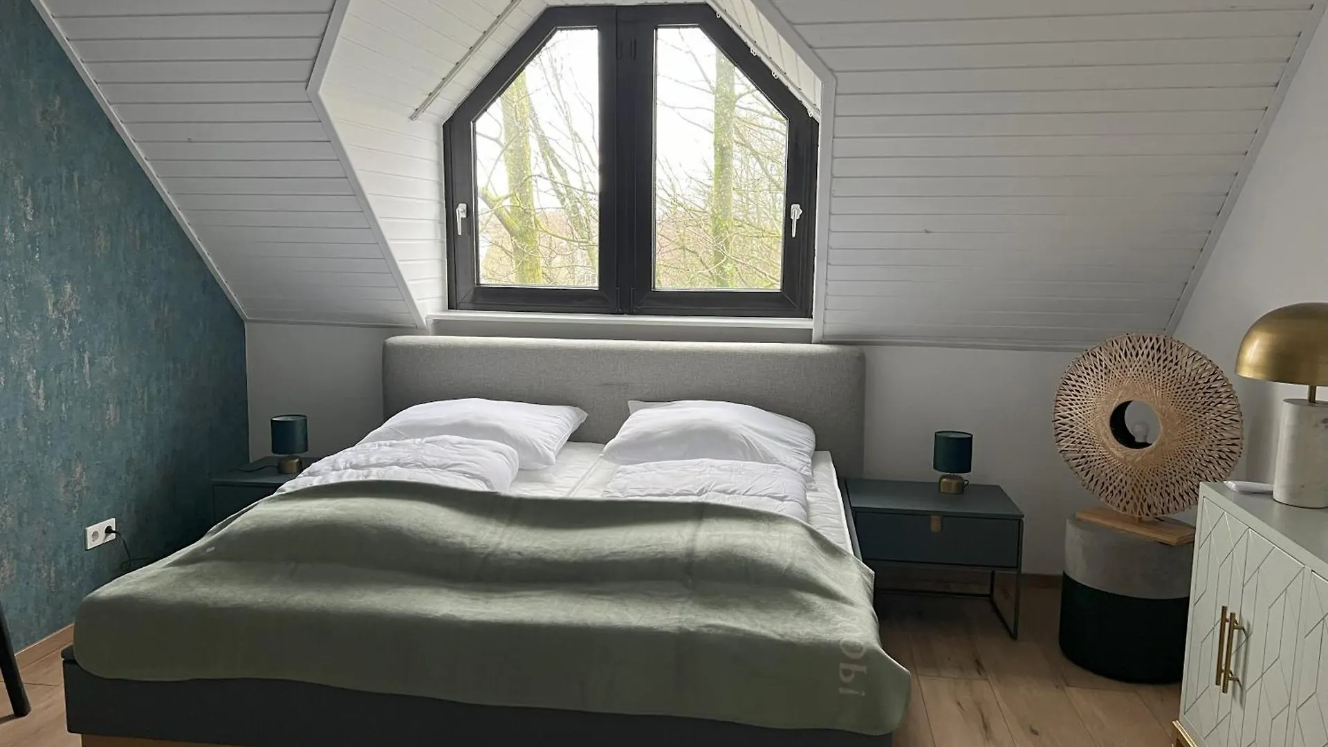 דיסלדורף Luxuswohnung In Niederkassel