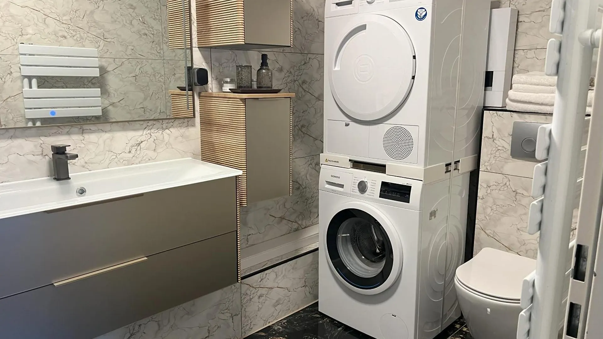 דירה דיסלדורף Luxuswohnung In Niederkassel